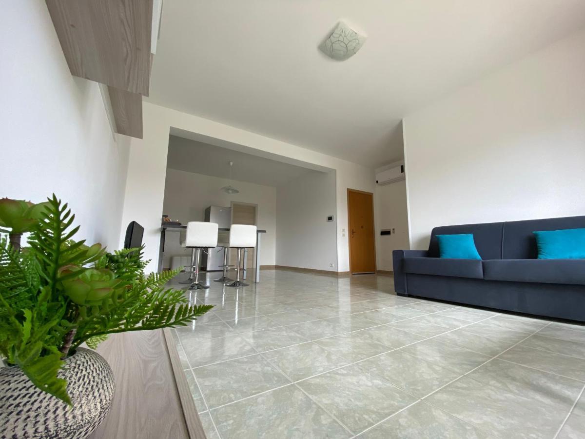 Apartment Sole, Mare E Trallalla Rilievo